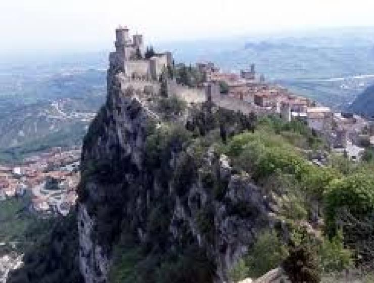 IX Jahrestag der Einschreibung der historischen Zentren von San Marino / Borgo Maggiore und Monte Titano n